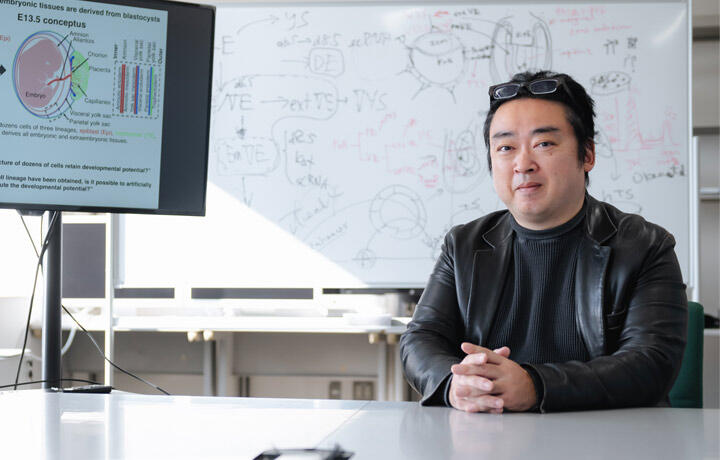 Seeking the Logic of Life: PrES Cells as the Final Piece in Embryo Modeling, Yasuhide OHINATA, Lecturer, Graduate School of Medicine